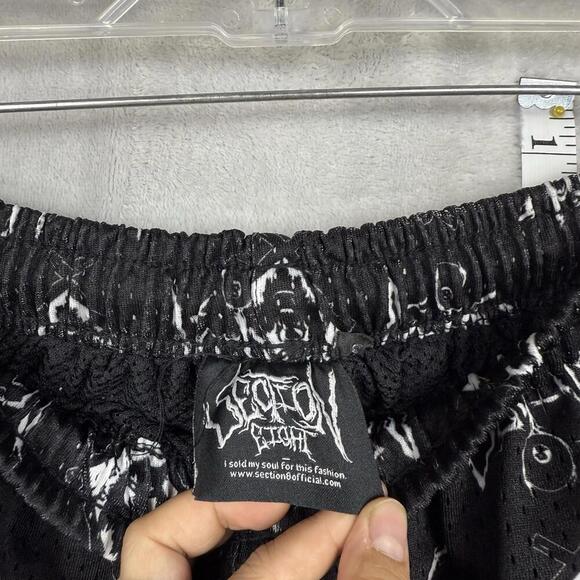 Section 8 Official Mesh Shorts Black White All Over Graphic Logo Print Size S - Picture 6 of 10